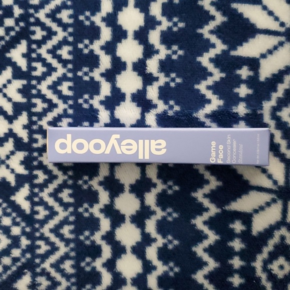 Alleyoop Game Face Second Skin Concealer shade/Standout full size brand new - Picture 4 of 10